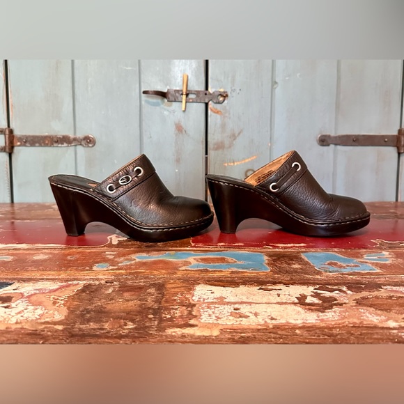 Born Leather Mules - Picture 2 of 6